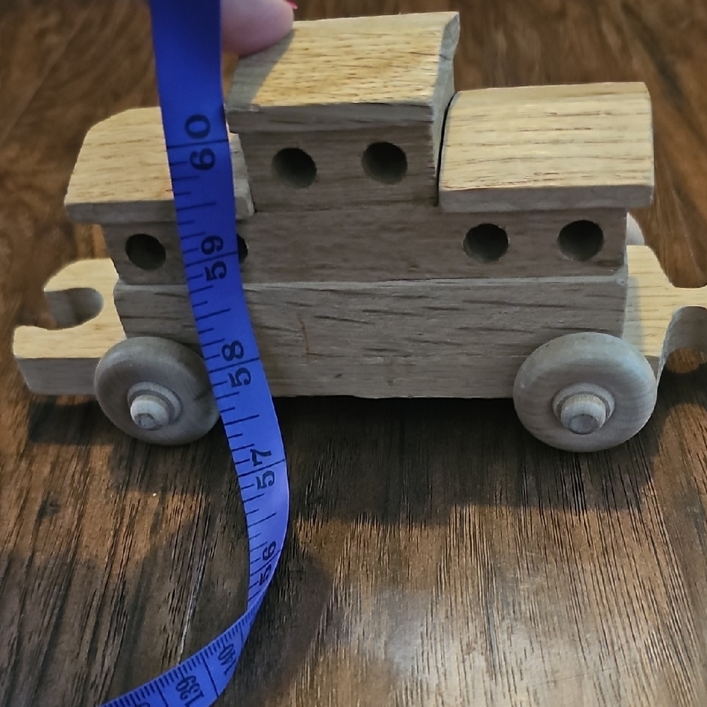 BOGO🎀 4pc Wooden Train Set for Kids - Picture 8 of 8